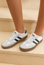 Load image into Gallery viewer, White Striped Lace-up Flat Sneakers
