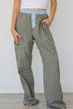 Load image into Gallery viewer, Brown Preppy Gingham Boxer Pants
