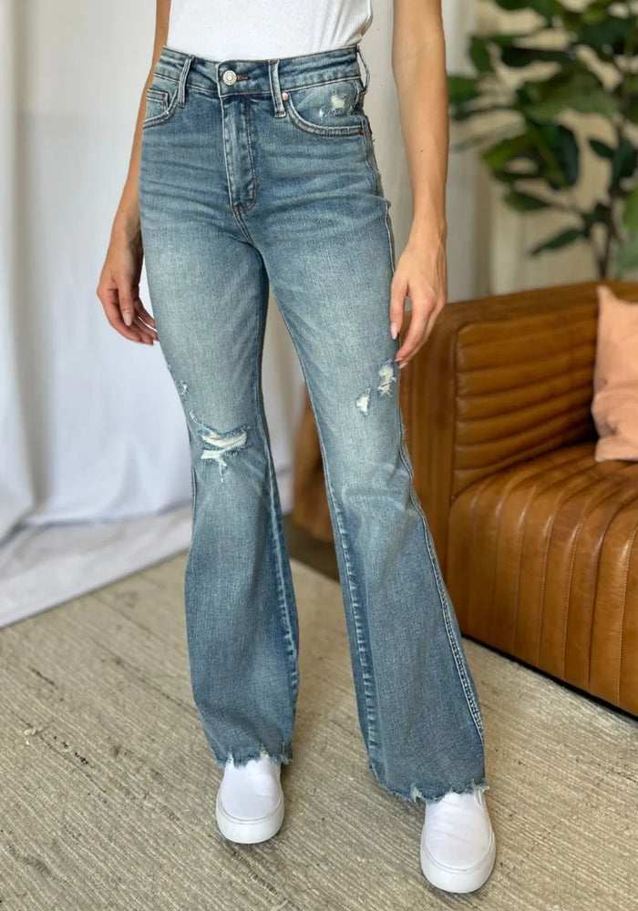 0fc0d7dd-21d1-48d6-afeb-ee311dec1a80-Max