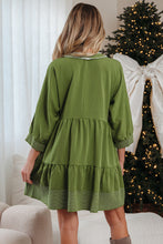 Load image into Gallery viewer, Jungle Green Contrast Stitched V Neck 3/4 Sleeve Tiered Mini Dress

