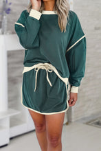 Load image into Gallery viewer, Evergreen Color Contrast Loose Pullover and Lace-up Waist Skort Set
