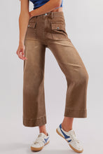 Load image into Gallery viewer, Brown Flap Pockets Front Straight Cropped Jeans
