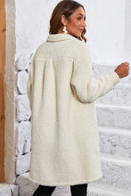 Load image into Gallery viewer, Beige Contrast Flap Pocket Single Breasted Teddy Coat
