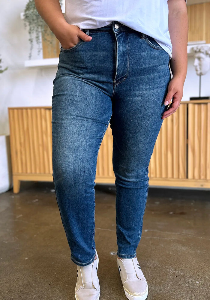 36746e01-395d-4d63-bfbf-6e70a62c8db1-Max