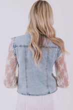 Load image into Gallery viewer, Beau Blue Scalloped Trim Patch Pocket Button Front Denim Vest
