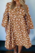 Load image into Gallery viewer, Khaki Plus Size Daisy Floral Print Button Split Neck Puff Sleeve Dress
