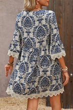 Load image into Gallery viewer, Sky Blue Vintage Printed Lace Trim V Neck 3/4 Sleeve Loose Dress
