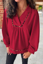 Load image into Gallery viewer, Fiery Red Collar V Neck Leopard Contrasted Trim Textured Blouse
