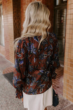 Load image into Gallery viewer, Brown Autumn Floral Print Smocked Cuffs Shift Blouse
