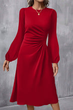 Load image into Gallery viewer, Fiery Red Solid Color Ruched Detail Long Sleeve Midi Dress
