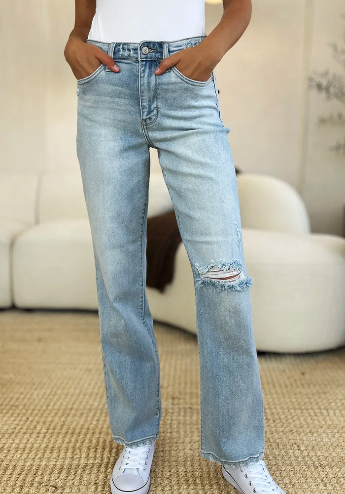 703cd5e7-f966-4cc6-87c9-bc2b968f10f2-Max