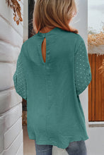 Load image into Gallery viewer, Skobeloff Swiss Dot Balloon Sleeve Loose Blouse
