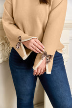 Load image into Gallery viewer, Tan Plus Size Leopard Bow Decor Split Cuffs Loose Sweater
