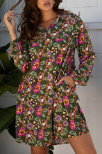 Load image into Gallery viewer, Green Floral Print Split Neck Bubble Sleeve Shift Mini Dress
