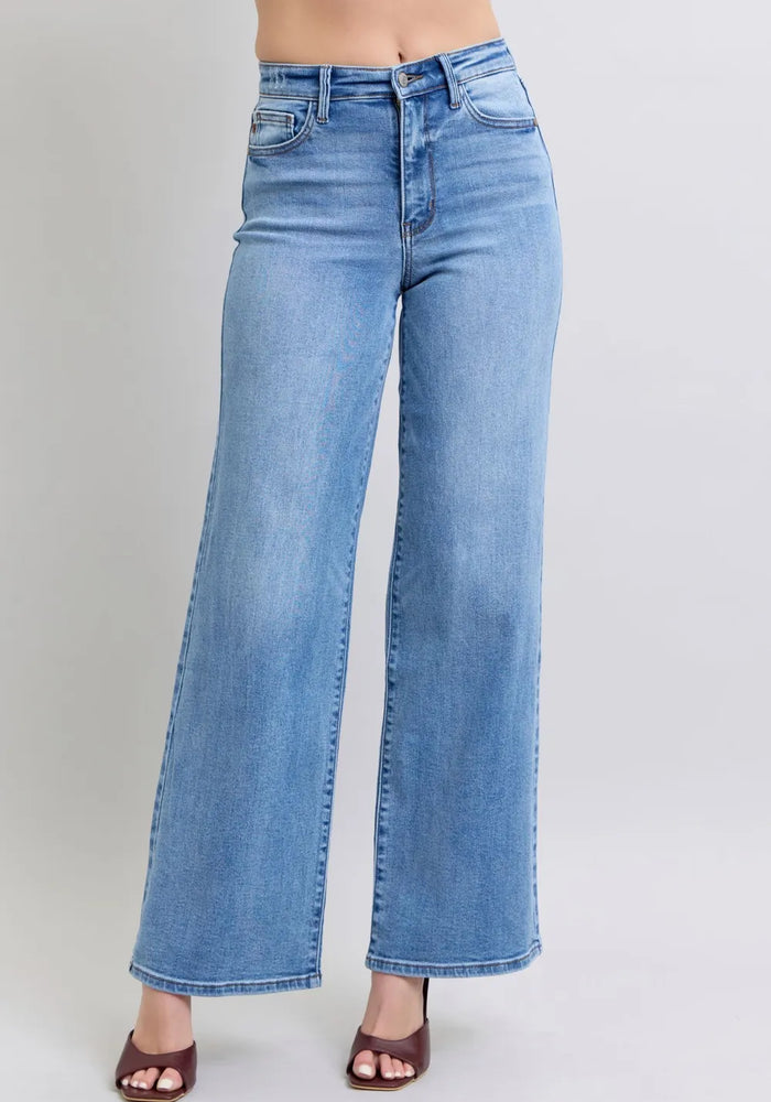 adc478c3-84e8-43ea-bd3d-77729b341084-Max