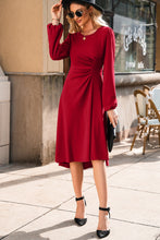 Load image into Gallery viewer, Fiery Red Solid Color Ruched Detail Long Sleeve Midi Dress
