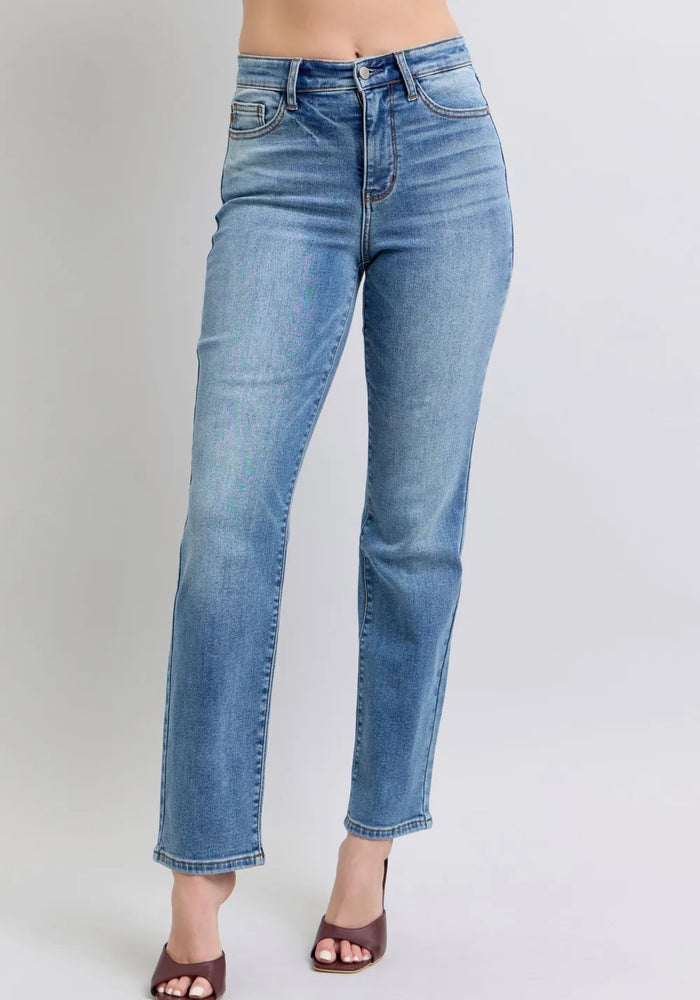 bd0932cf-0455-435a-824f-75eebef4c5b4-Max