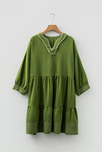 Load image into Gallery viewer, Jungle Green Contrast Stitched V Neck 3/4 Sleeve Tiered Mini Dress
