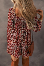 Load image into Gallery viewer, Red Floral Print Sweetheart Neck Shirred Back Mini Dress

