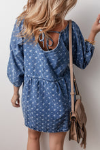 Load image into Gallery viewer, Ashleigh Blue Textured Open Back Loose Fit Denim Dress
