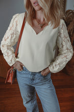 Load image into Gallery viewer, White Scalloped V Neckline Lace Hollowed Lantern Sleeve Blouse
