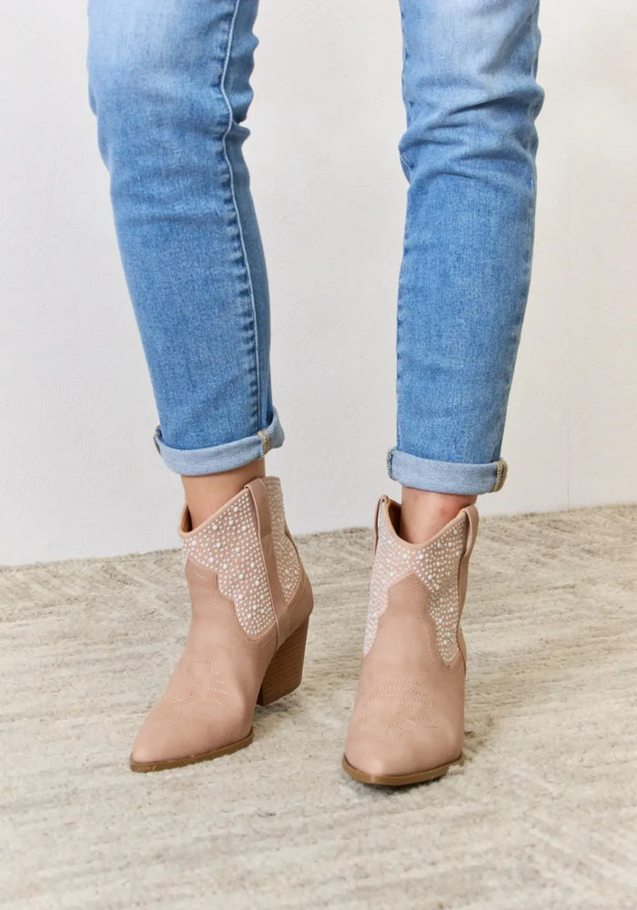 d021df97c6db4b18a22f88894ef2836d-Max