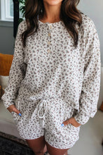 Load image into Gallery viewer, White Spiral Ribbed Floral Print Long Sleeve Henley Top Drawstring Short Set
