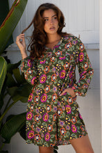 Load image into Gallery viewer, Green Floral Print Split Neck Bubble Sleeve Shift Mini Dress
