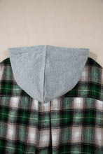 Load image into Gallery viewer, Green Plaid Print Chest Pocket Buttoned Hooded Shacket
