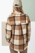 Load image into Gallery viewer, Light French Beige Flannel Plaid Double Flap Pocket Shacket
