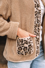 Load image into Gallery viewer, Casual Leopard Print Accent Plush Jacket with Pockets
