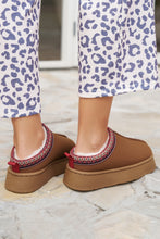 Load image into Gallery viewer, Chestnut Contrast Print Suede Plush Lined Snow Boots
