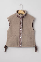 Load image into Gallery viewer, Goat Side Bows Sherpa Fleece Vest
