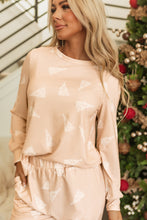 Load image into Gallery viewer, Apricot Christmas Tree Print Loose Fit Two Piece Pajama Set
