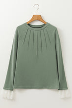 Load image into Gallery viewer, Grass Green Seam Detail Lace Contrast Cuffs Raglan Sleeve Top
